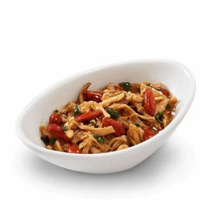 کنسرو گربه شسیر تهیه شده از مرغ، گوجی بری و اسفناج در سس