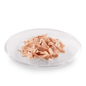 کنسرو گربه شسیر تهیه شده از ماهی تن با ماهی مرکب در عصاره