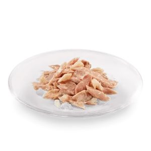 کنسرو گربه شسیر تهیه شده از ماهی تن با ماهی دنتکس در عصاره